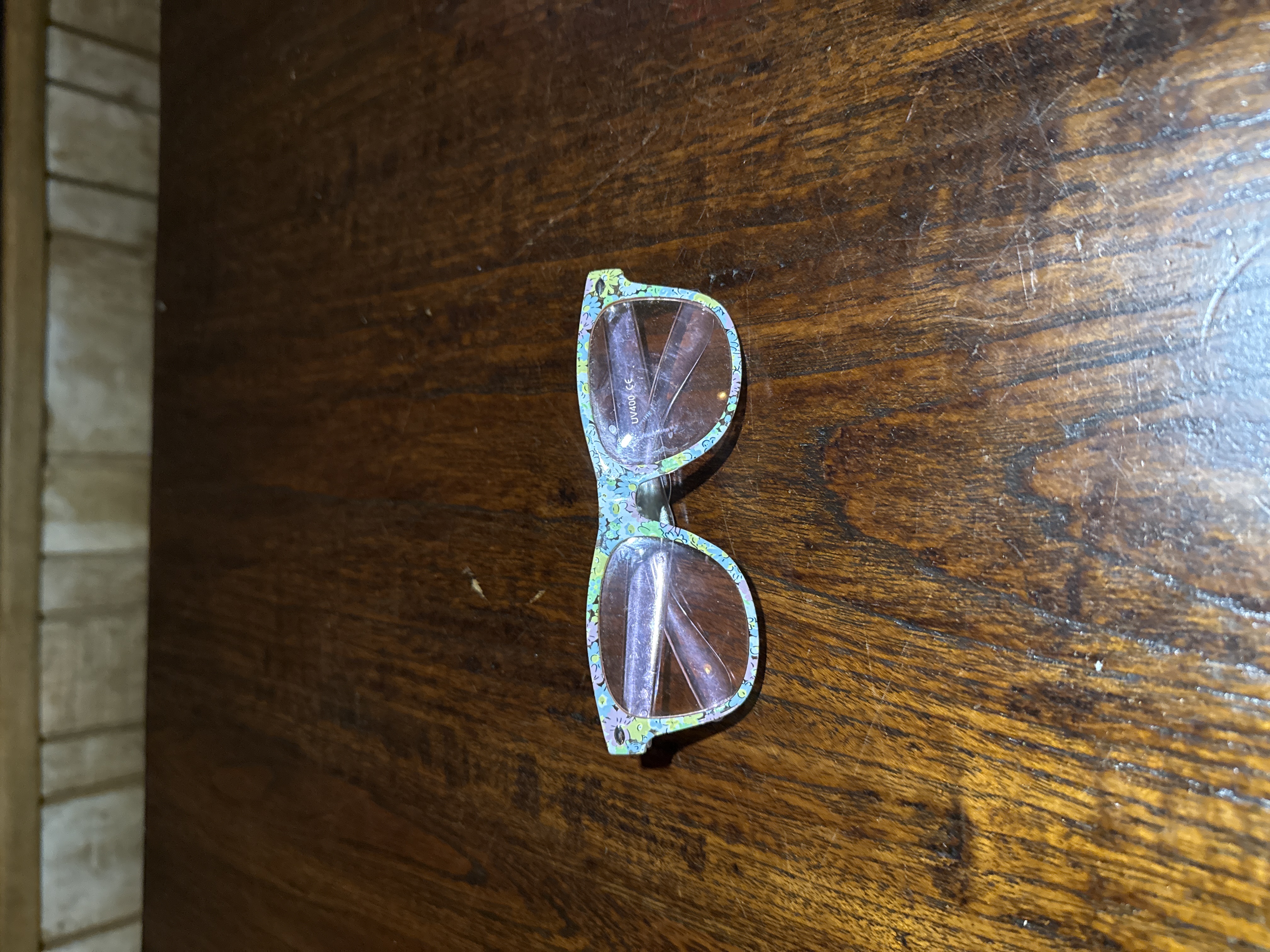 Kinder bril lichtroze glazen